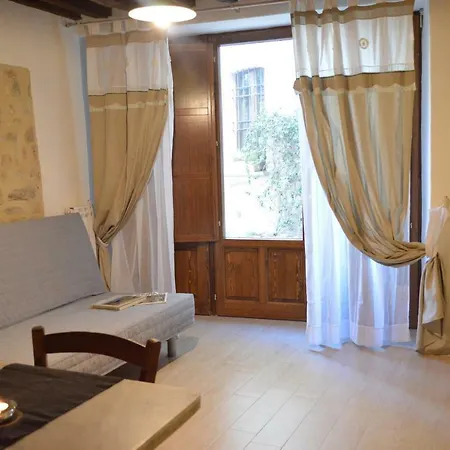 Vallihouse 度假居 马尔夏诺